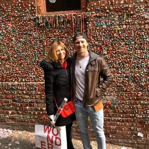 Meet your Posher, Mitchell